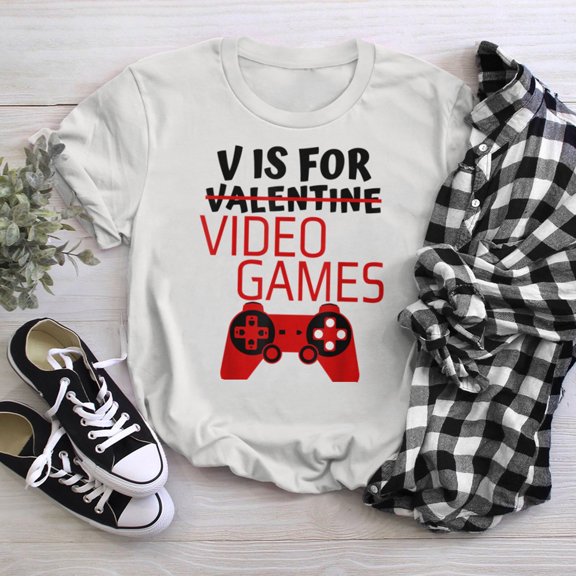 V Is For Video Games Funny Valentines Day Gamer Men Boy t-shirt white