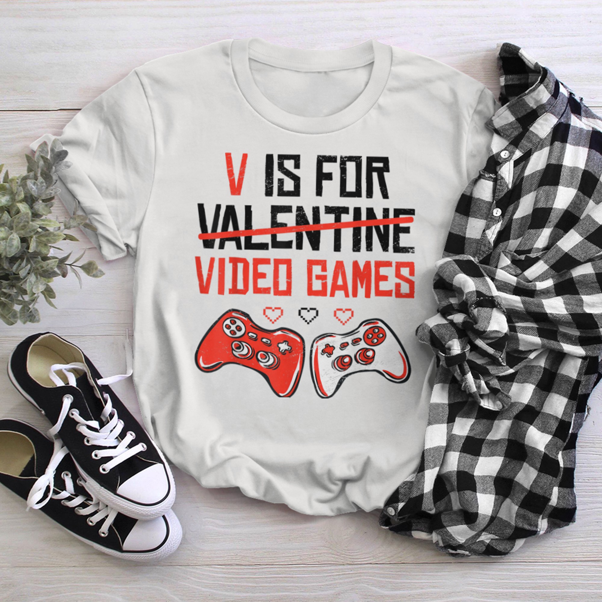 V Is For Video Games Valentines Day Funny Gamer Boy Girl Men t-shirt white