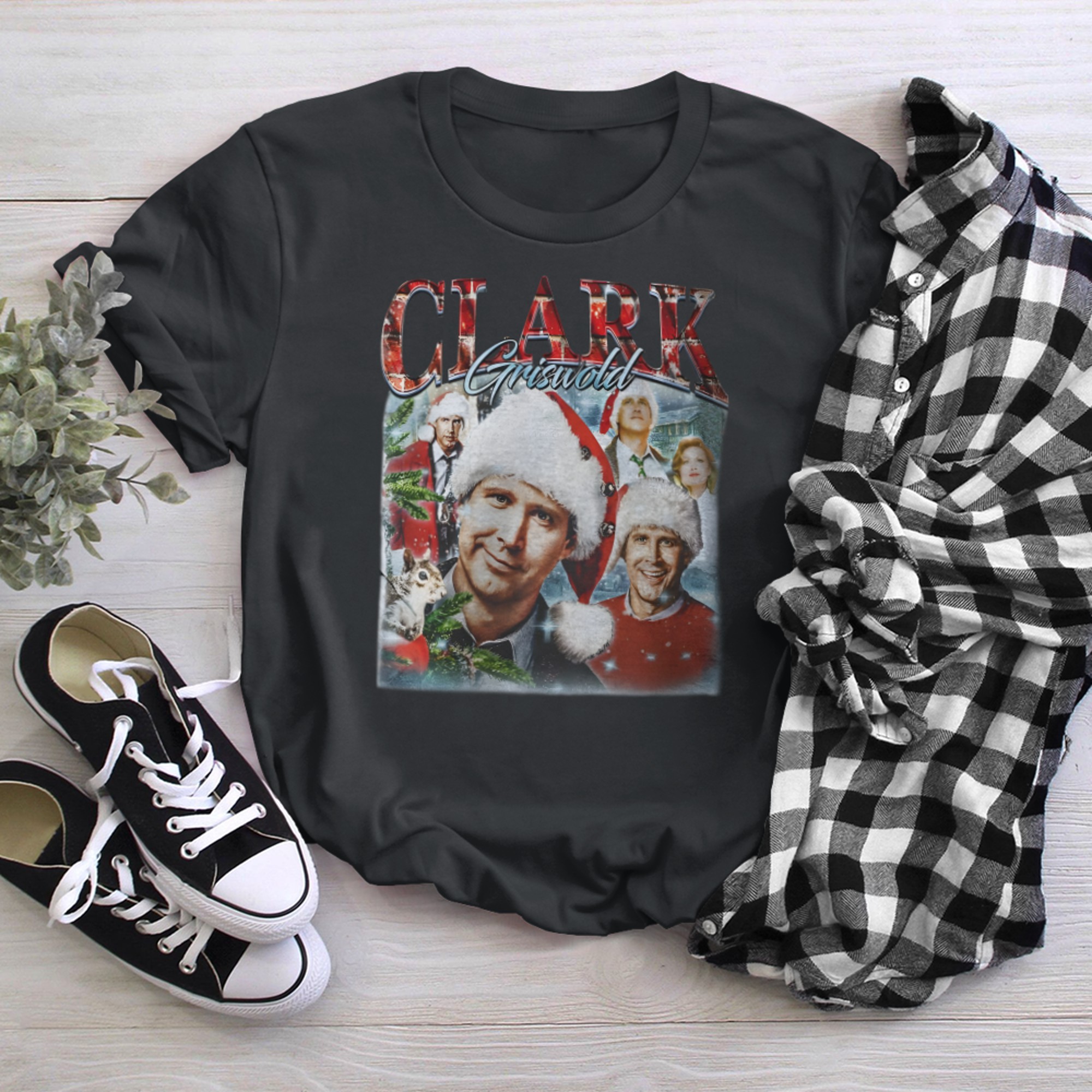 Clark Griswold Christmas Vacation Retro 90s T-Shirt