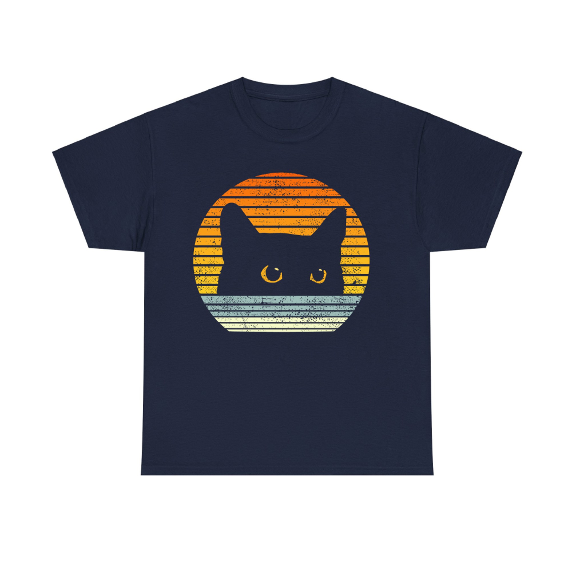 Vintage Cat Retro Style Cat Mom and Cat Dad Fun Cat T-shirt