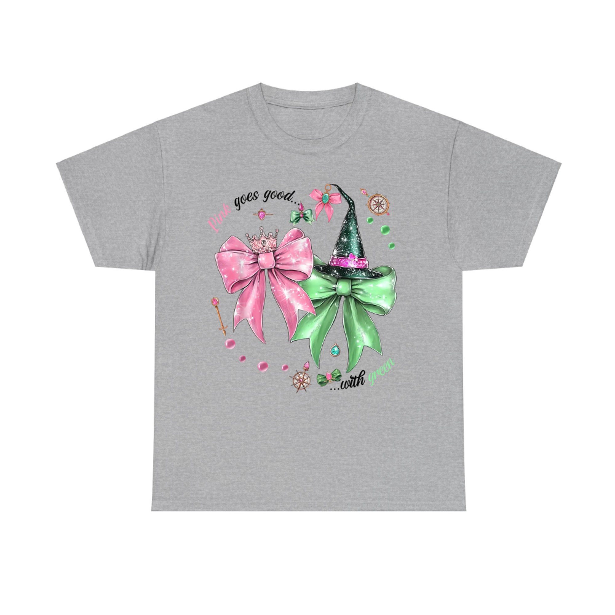 Pink Goes Good Green Funny Halloween Witch T-Shirt