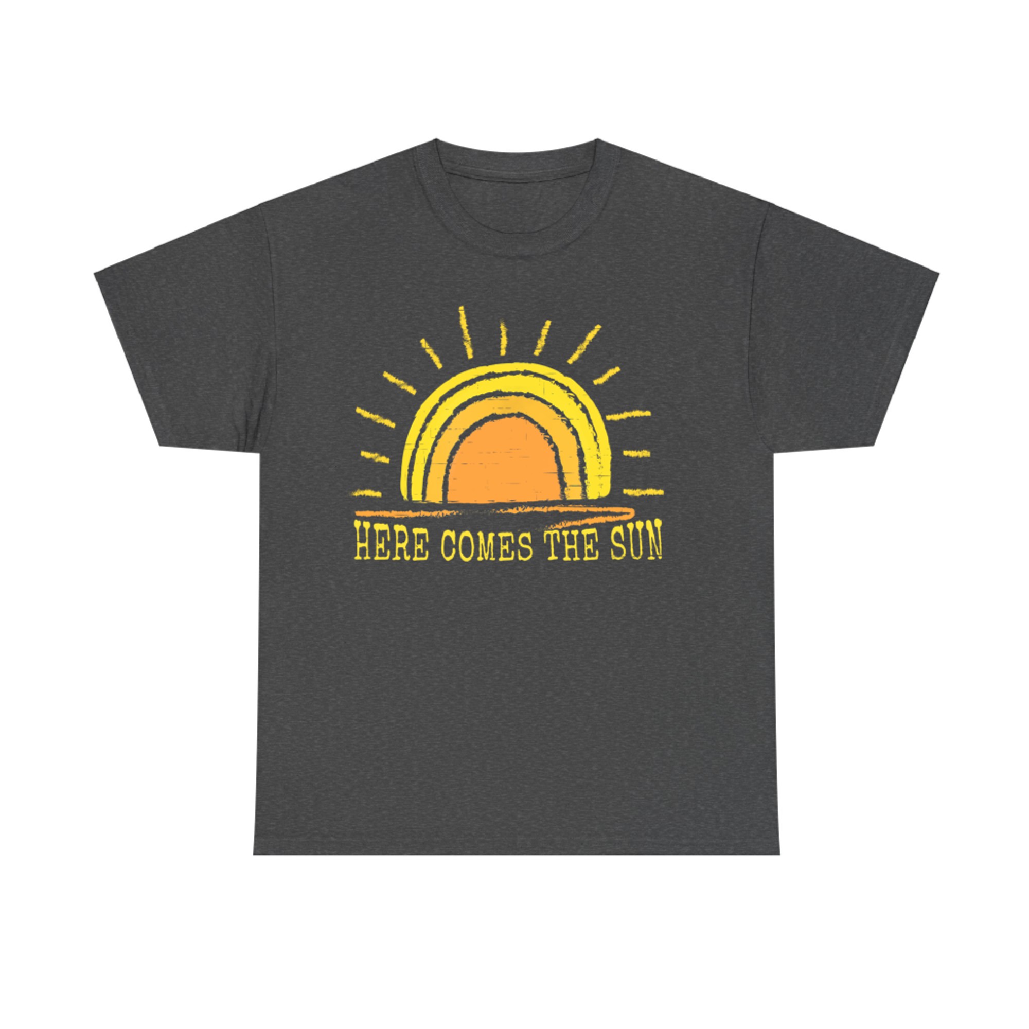 Here Comes The Sun Cute Sunshine Beach Summer Graphic Women T-Shirt