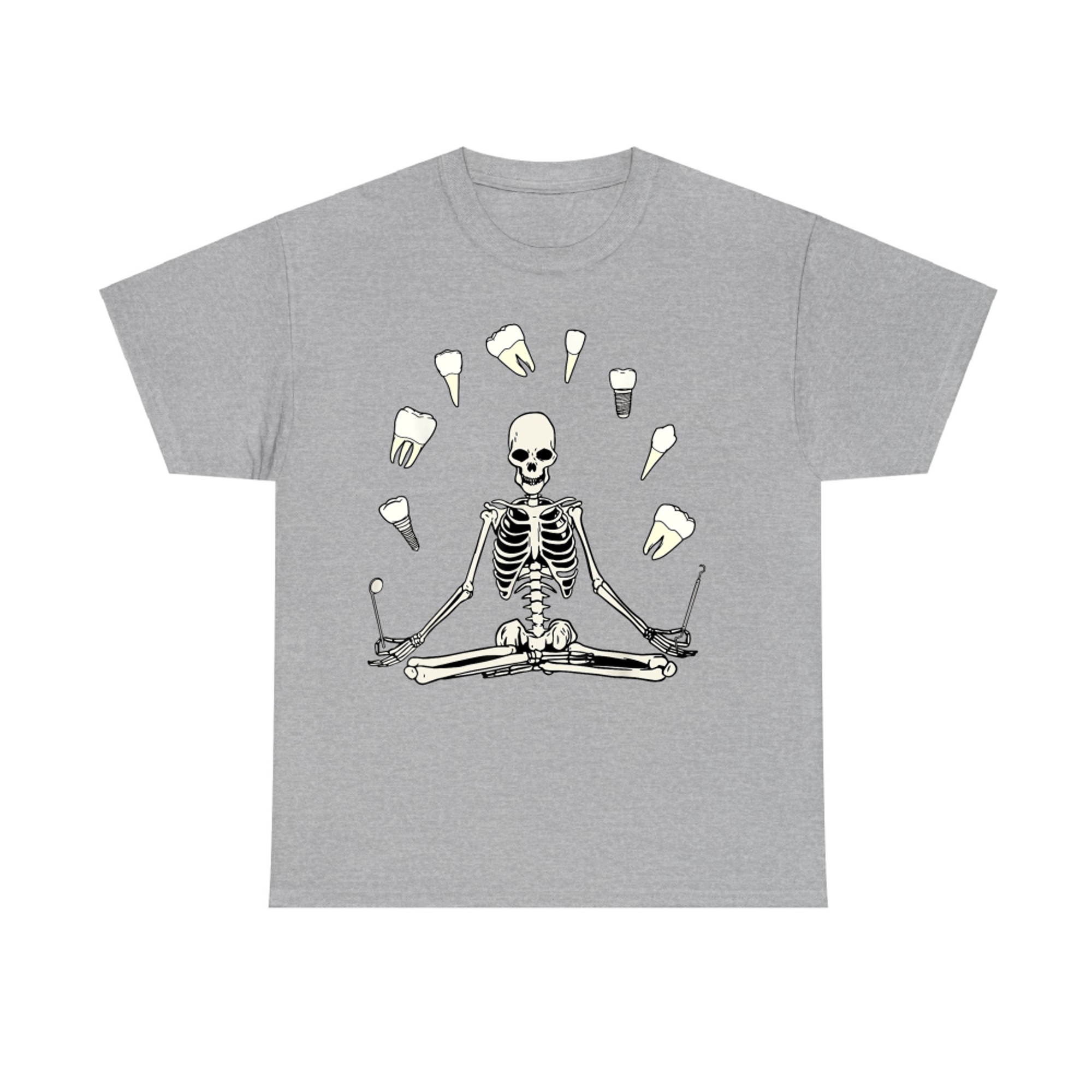 Funny Skeleton Dentist Halloween Dental Yoga T-Shirt